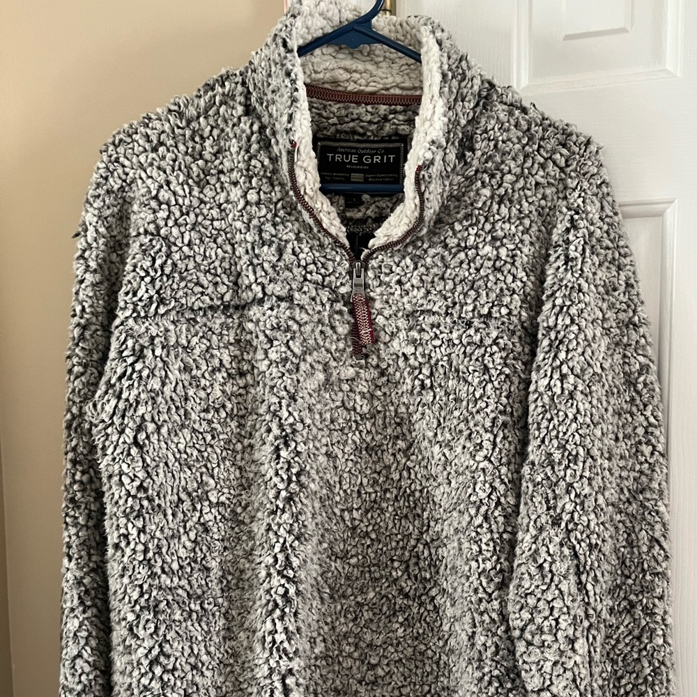 Grey True Grit Pullover